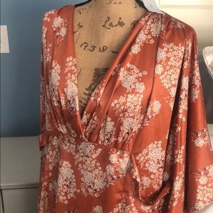 Kimono style burnt orange floral maxi dress. XL